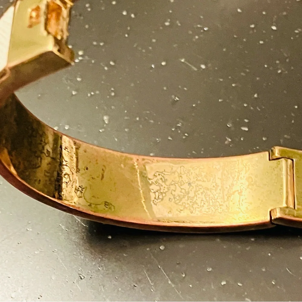 Tory Burch- White Leather Inlay Hinged Bracelet in Gold. EUC - Picture 4 of 8